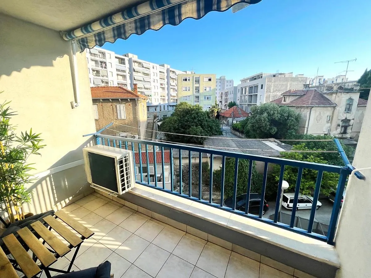 Apartment Edi, Spacious With Sauna And Balcony Split